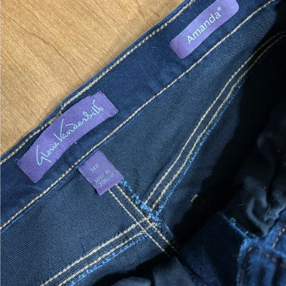 Gloria Vanderbilt AMANDA High Rise Jeans - Dark Blue NWOT - Picture 7 of 7